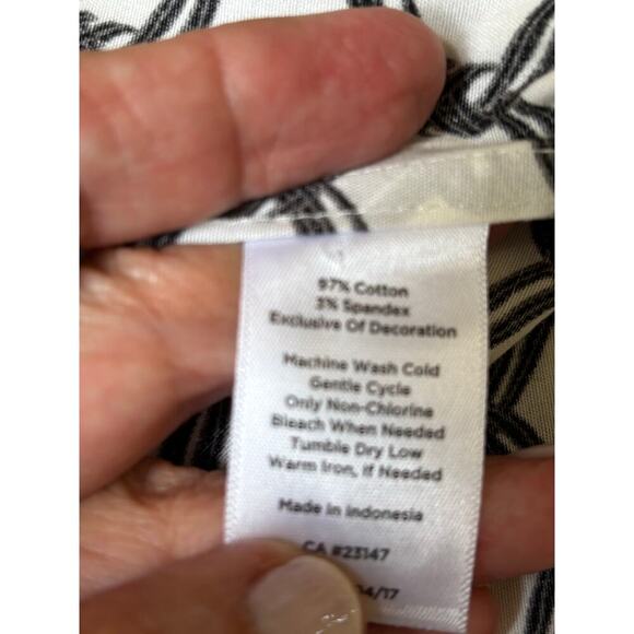 Talbots button front top, office, traditional, classic, bold, preppy, minimalist - Picture 8 of 8